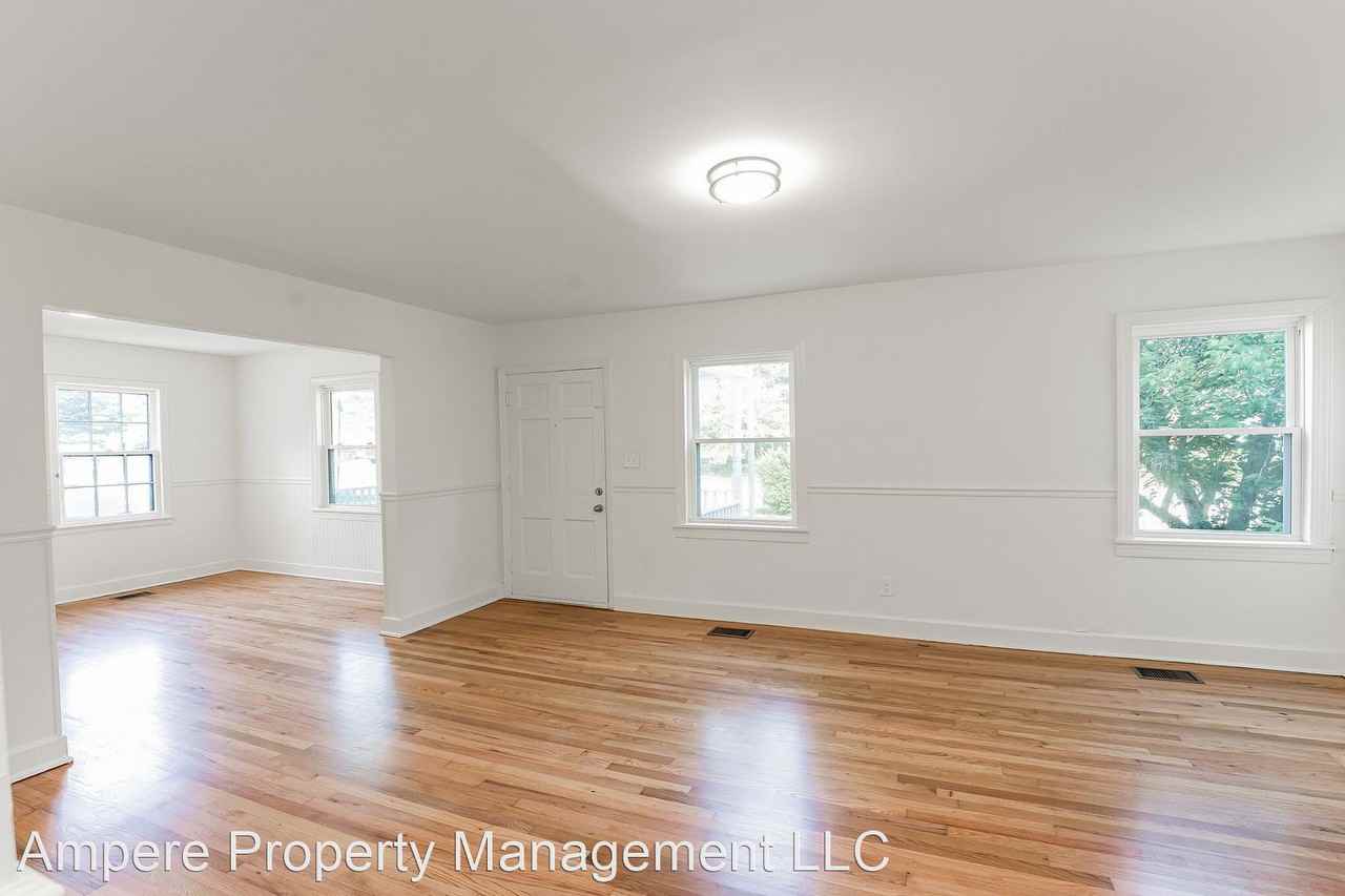 806 S Moore Rd, East Ridge, TN 37412 3 Bedroom Apartment for Rent PadMapper