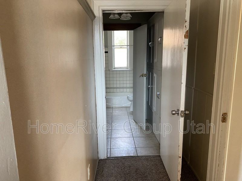 1636 S St #1 - Photo 6 of 16