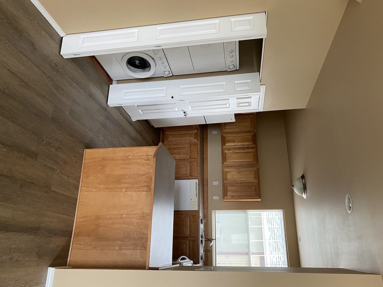 1218 8th St W - Photo 4 of 21