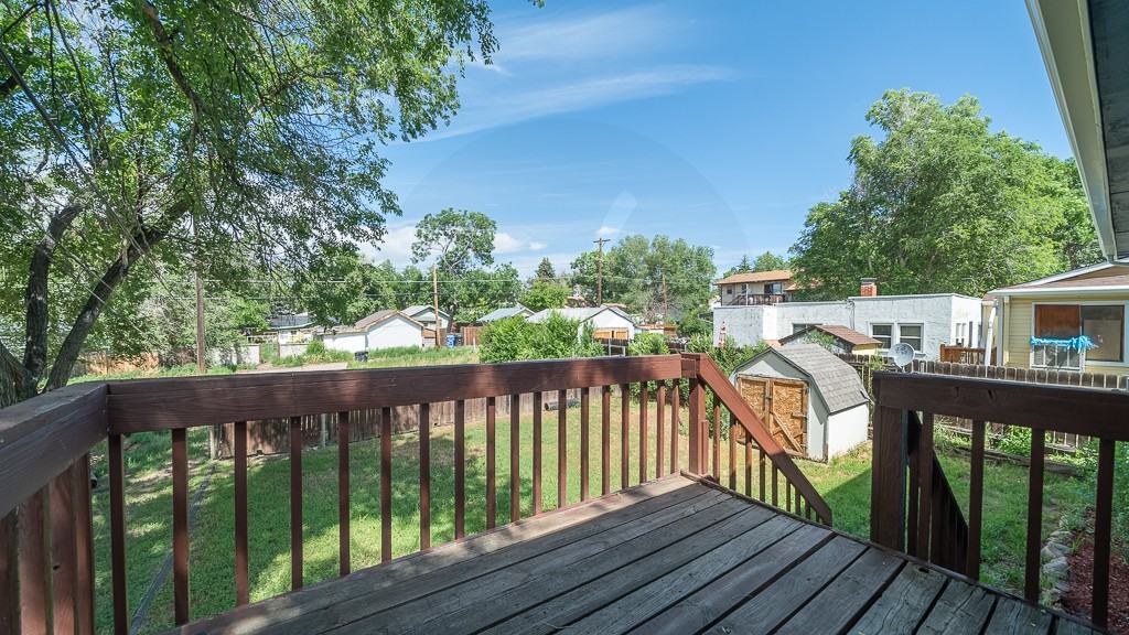 720 Swope Ave - Photo 2 of 11