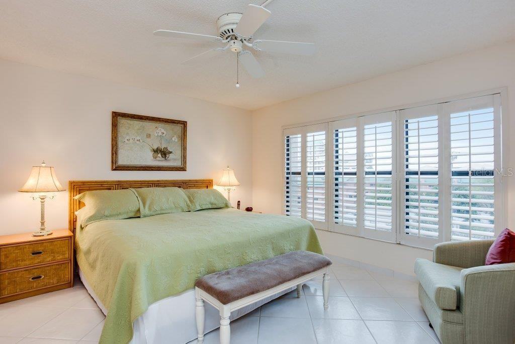 1001 Benjamin Franklin Dr #404 - Photo 7 of 16