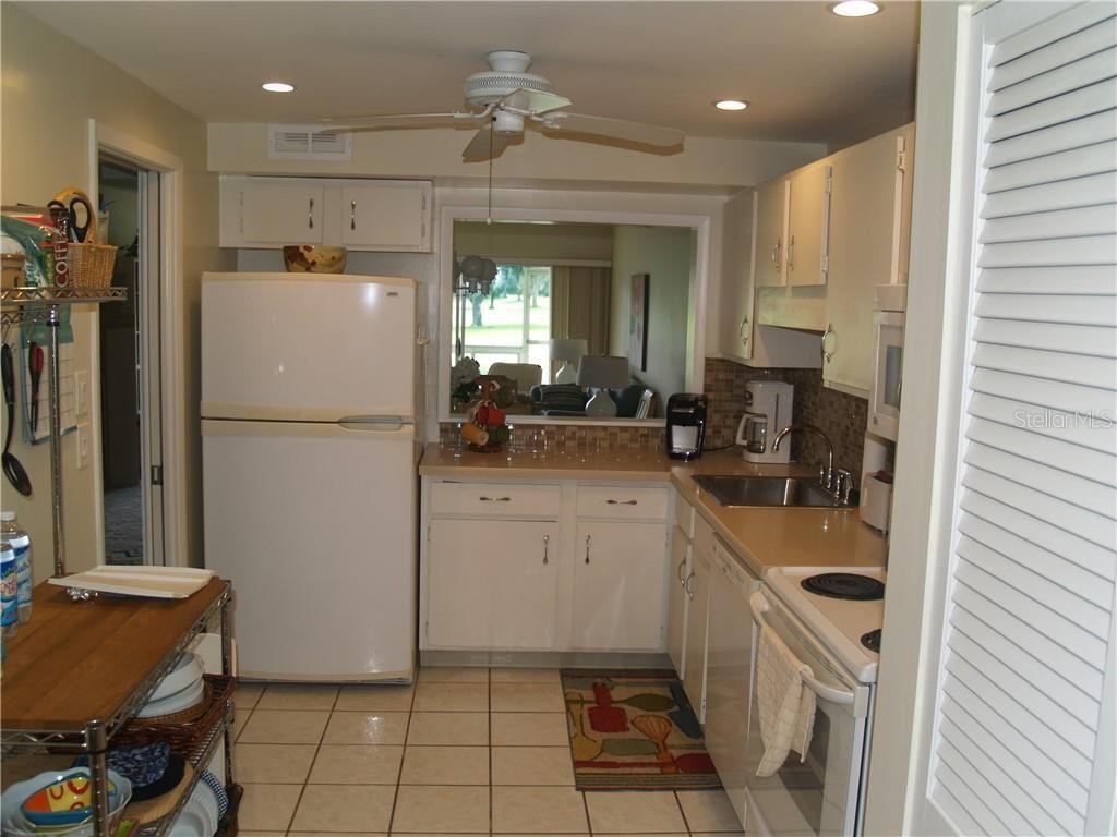 7405 W Country Club Dr N #104 - Photo 7 of 20