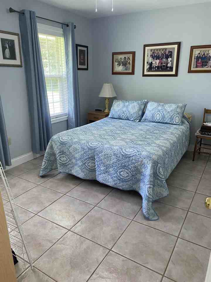 1202 Loyalist Rd - Photo 7 of 19