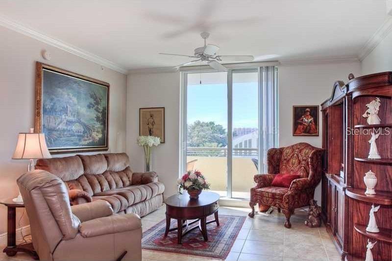 800 N Tamiami Trl #303 - Photo 5 of 22