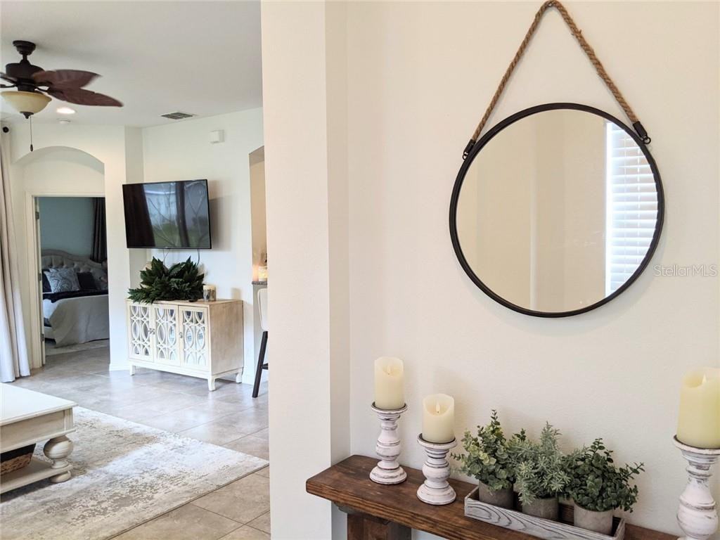 4911 Newport News Cir - Photo 3 of 27