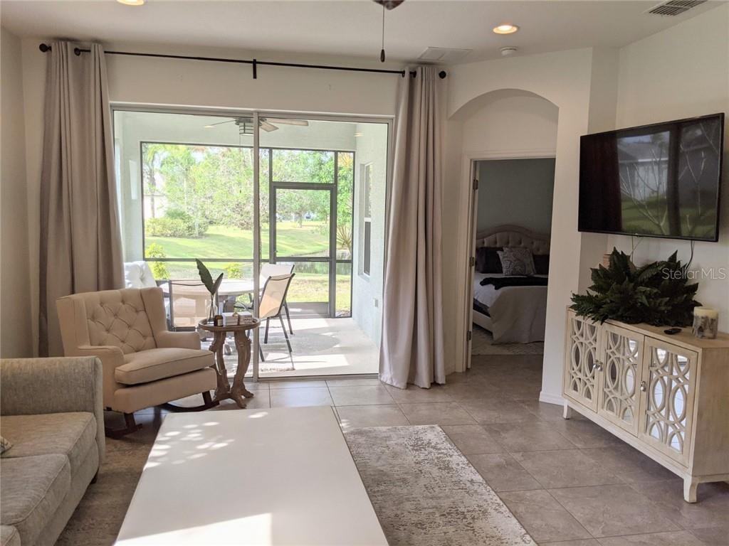 4911 Newport News Cir - Photo 5 of 27