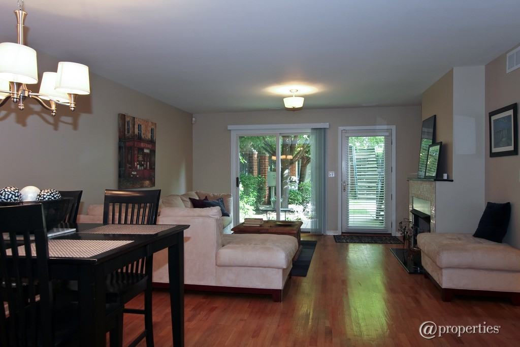 1812 S Clark St #7 - Photo 2 of 6