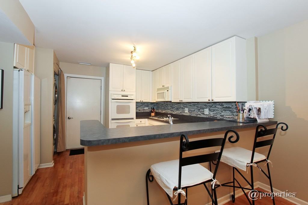 1812 S Clark St #7 - Photo 3 of 6
