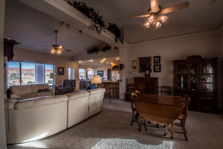 1870 Centennial Dr - Photo 3 of 14