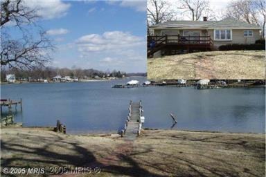 385 Edgewater Rd - Photo 3 of 14