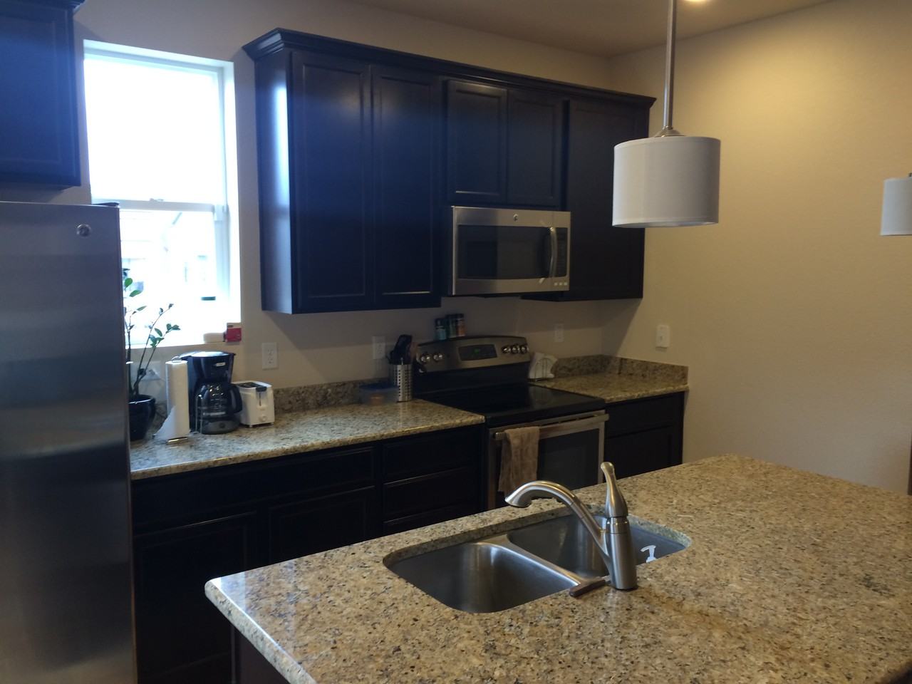 11294 Colony Cir - Photo 3 of 10