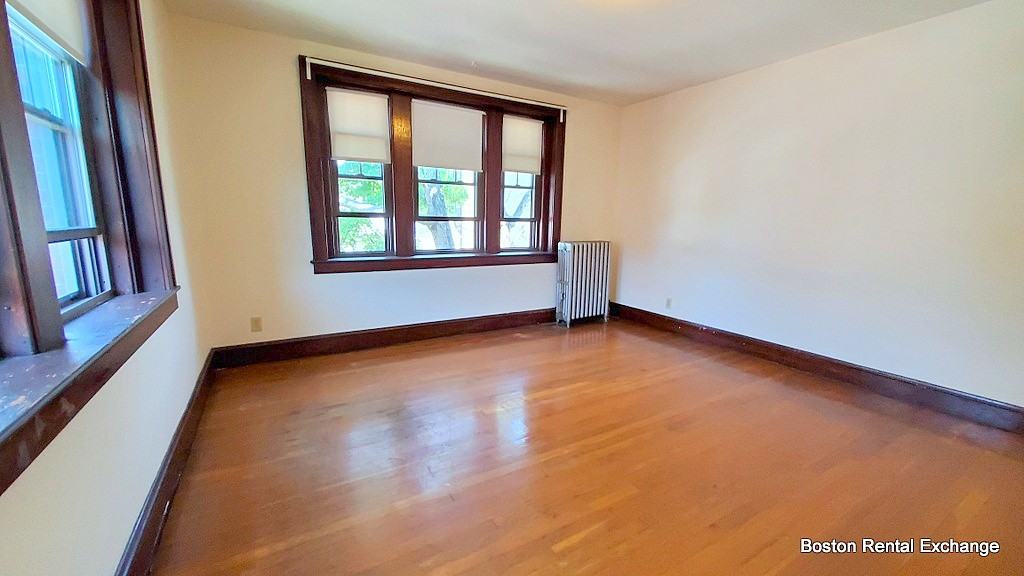 16 W Wyoming Ave #5 - Photo 2 of 12