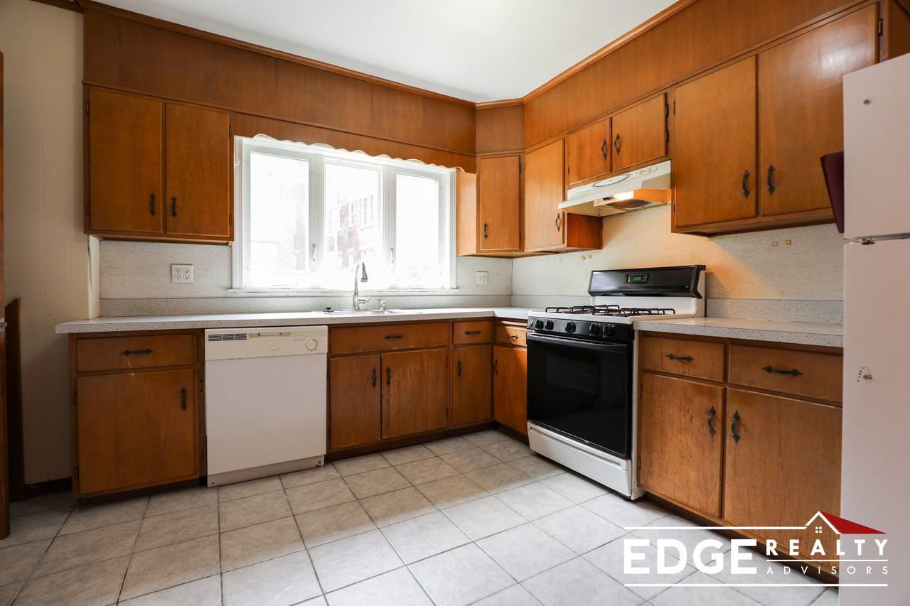 292 Foster St #2