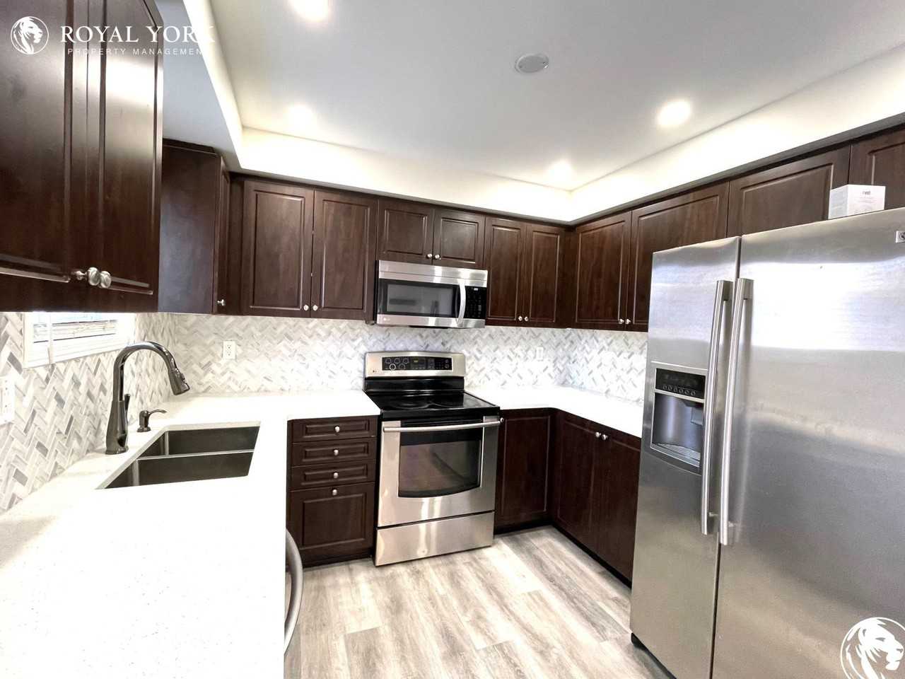 71 Powell Dr - Photo 2 of 50