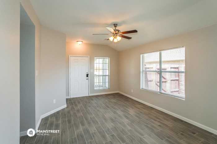 7205 Autumn Moon Dr - Photo 3 of 16