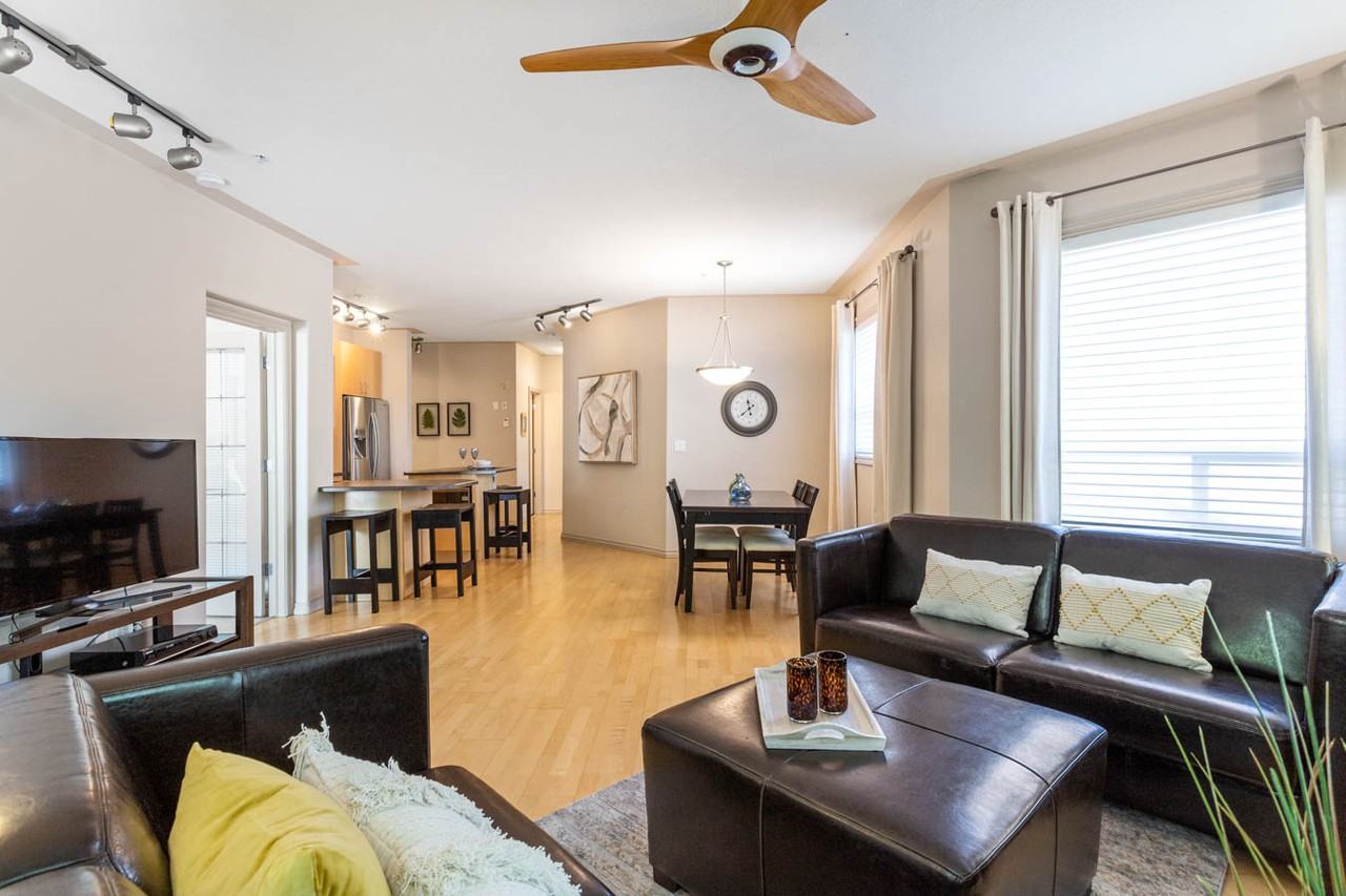 10046 105 - Photo 2 of 26