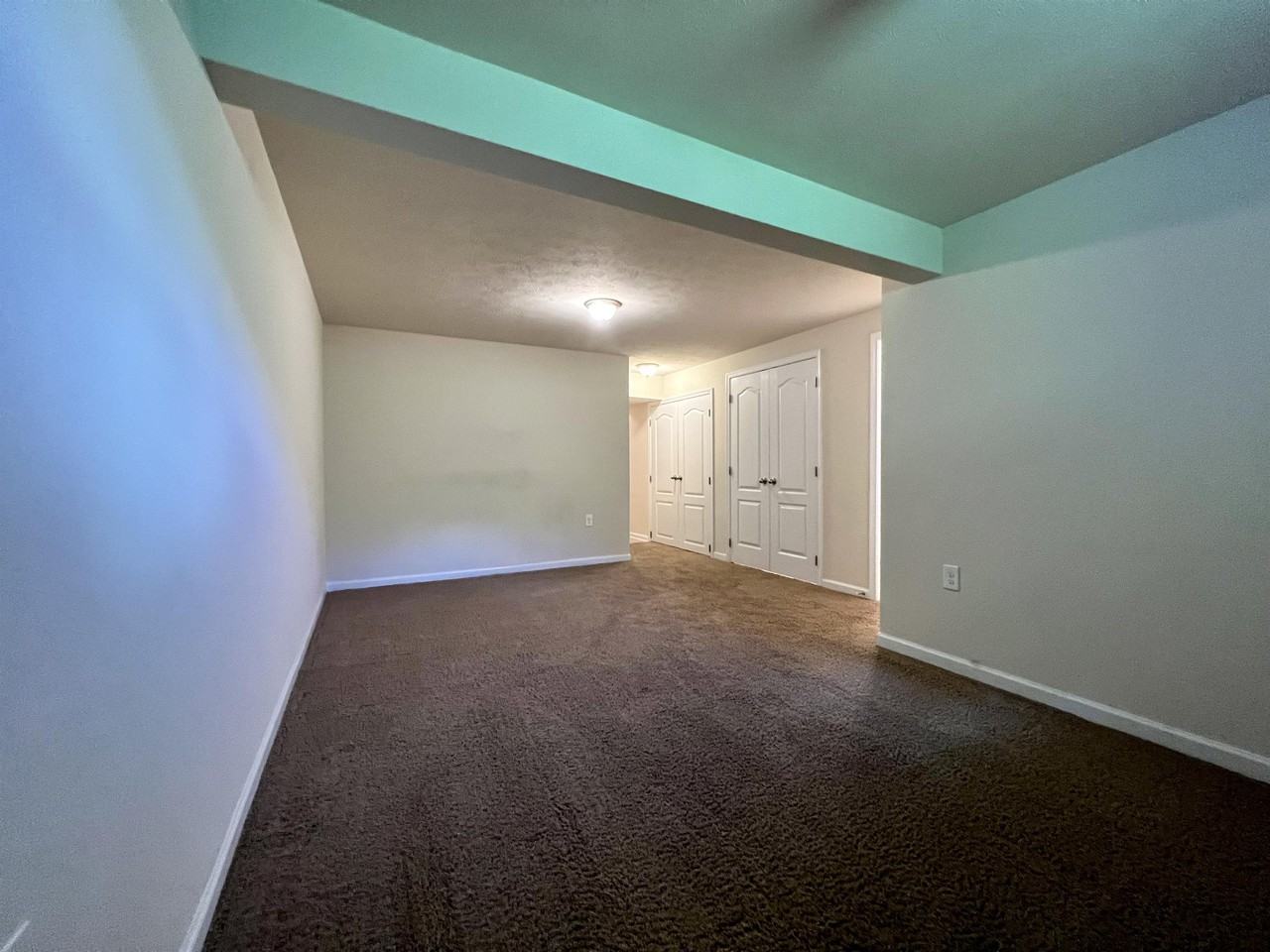 326 Falcon Run #1 - Photo 3 of 27