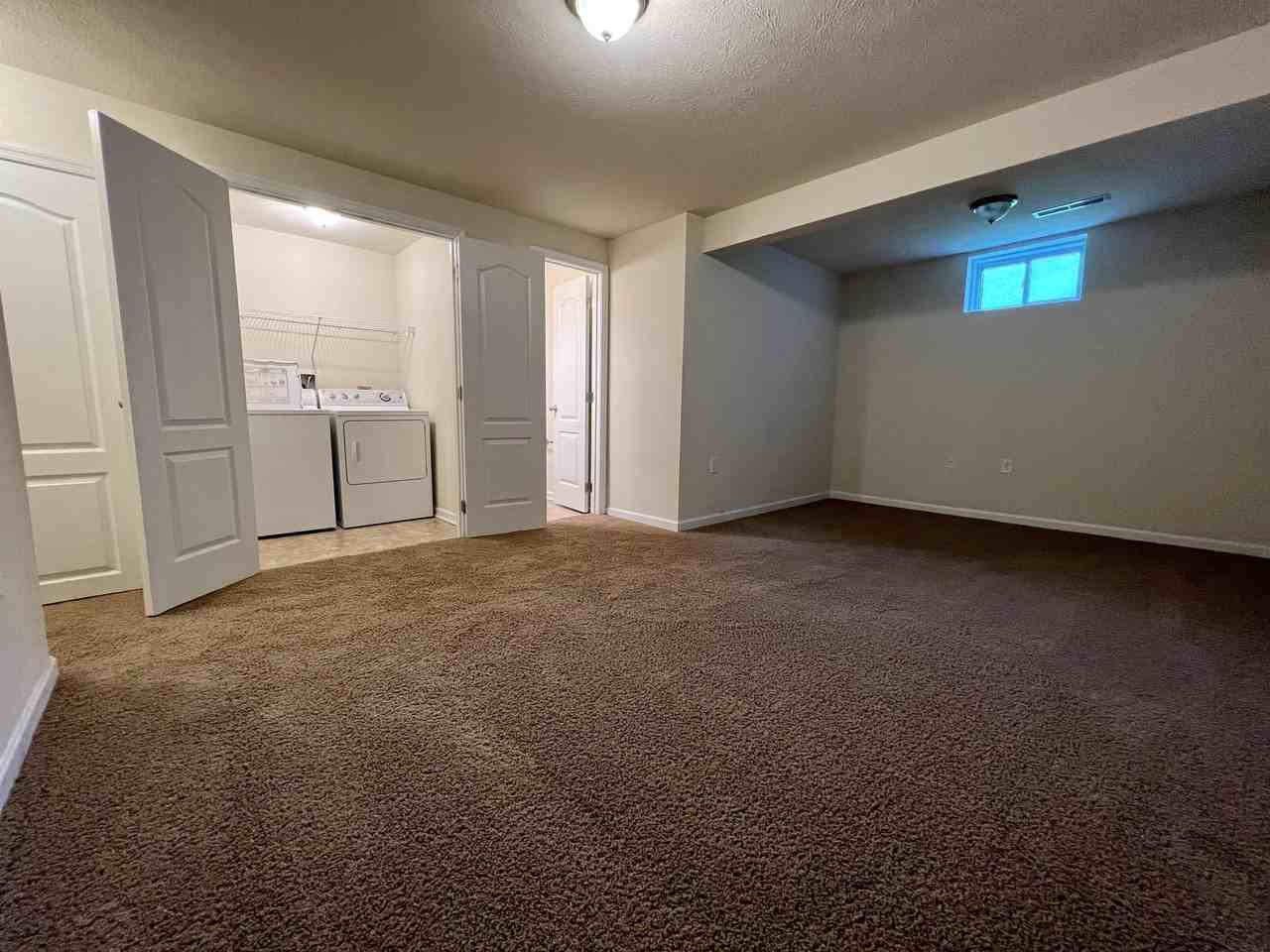 326 Falcon Run #1 - Photo 5 of 27