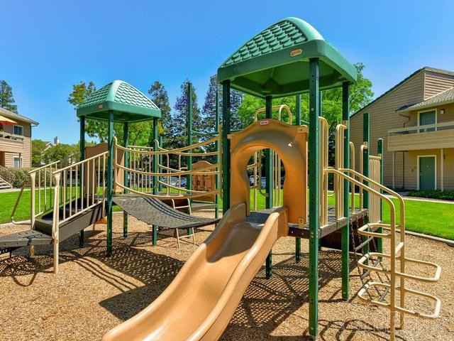 125 Cedar Pointe Loop
