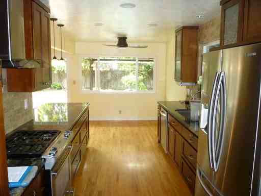 2250 Loch Ln - Photo 2 of 12