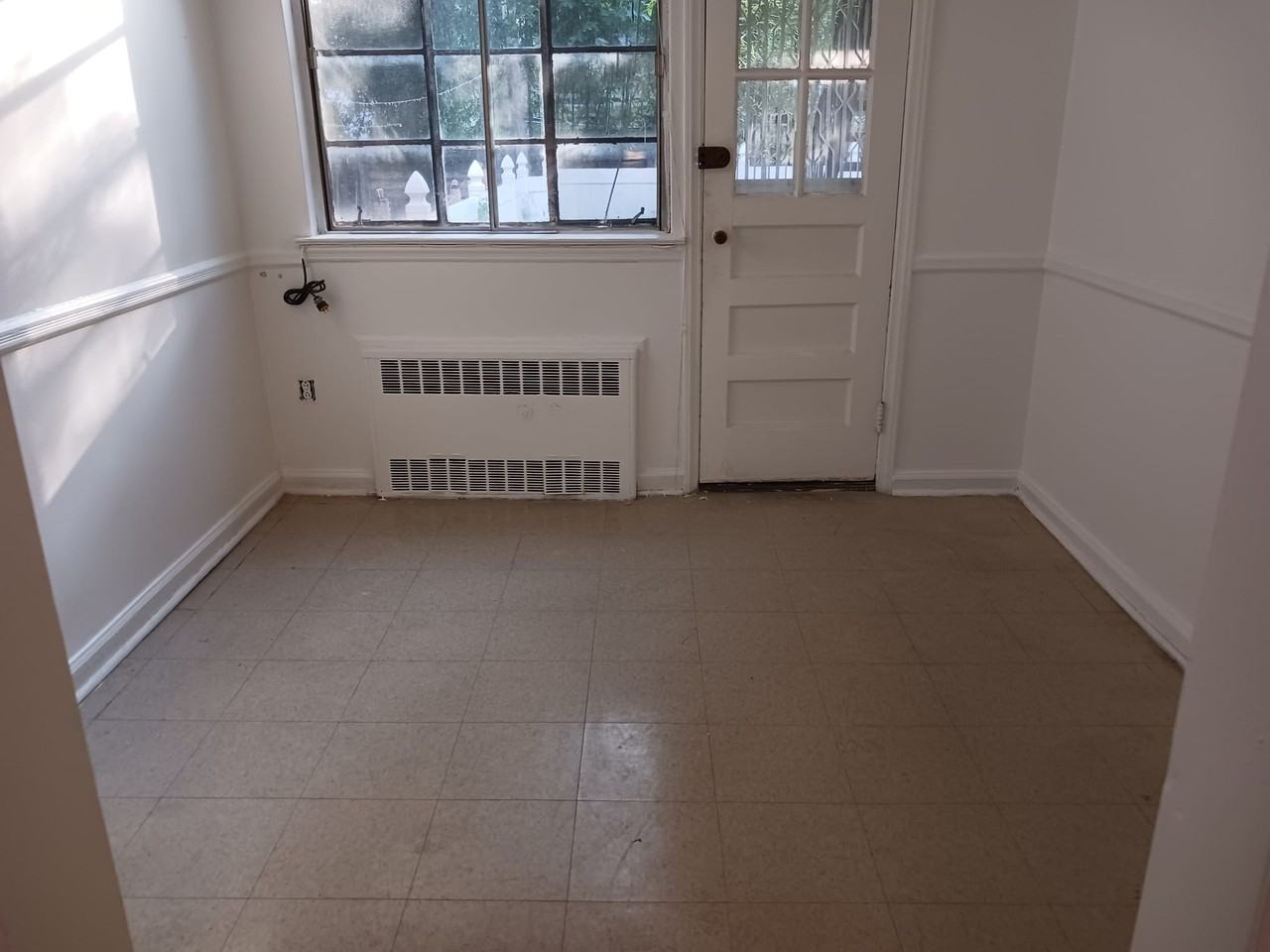 2322 East 28th Street 1f - Photo 3 of 9