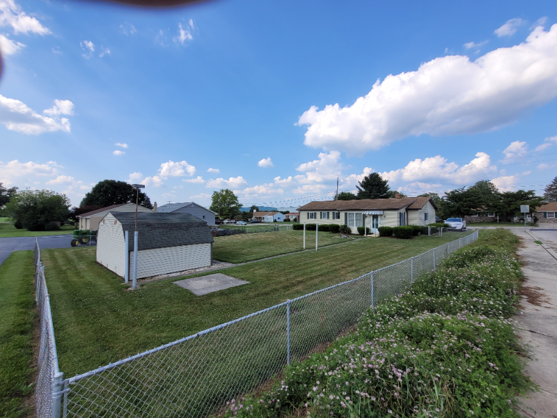 1000 Linden Ave - Photo 3 of 16