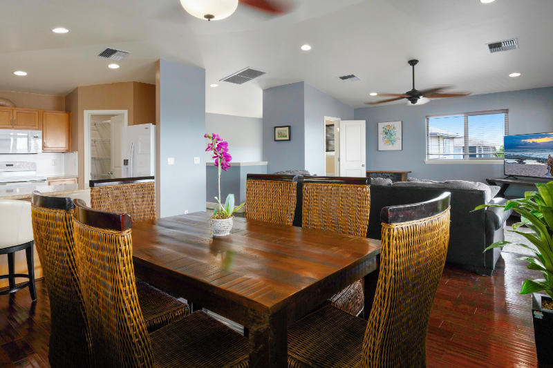 137 E Kanamele Loop - Photo 6 of 34