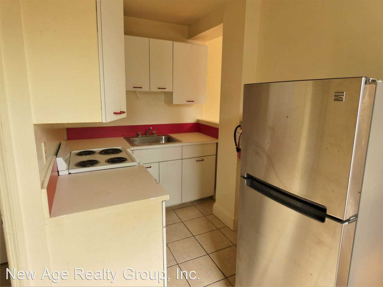 3201 Baring Street - Photo 3 of 14