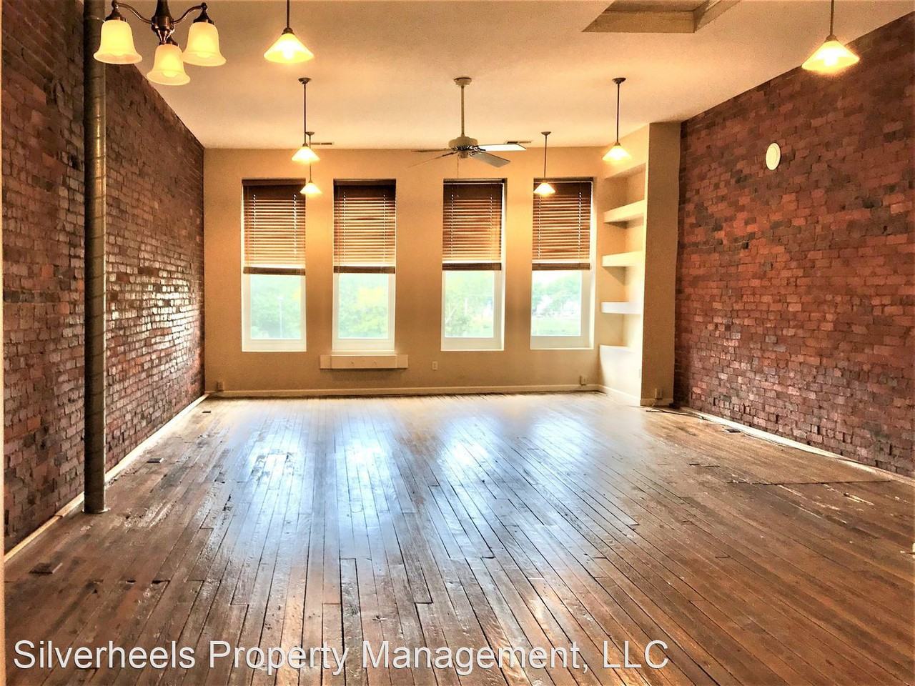 216 Front Street - Photo 3 of 16