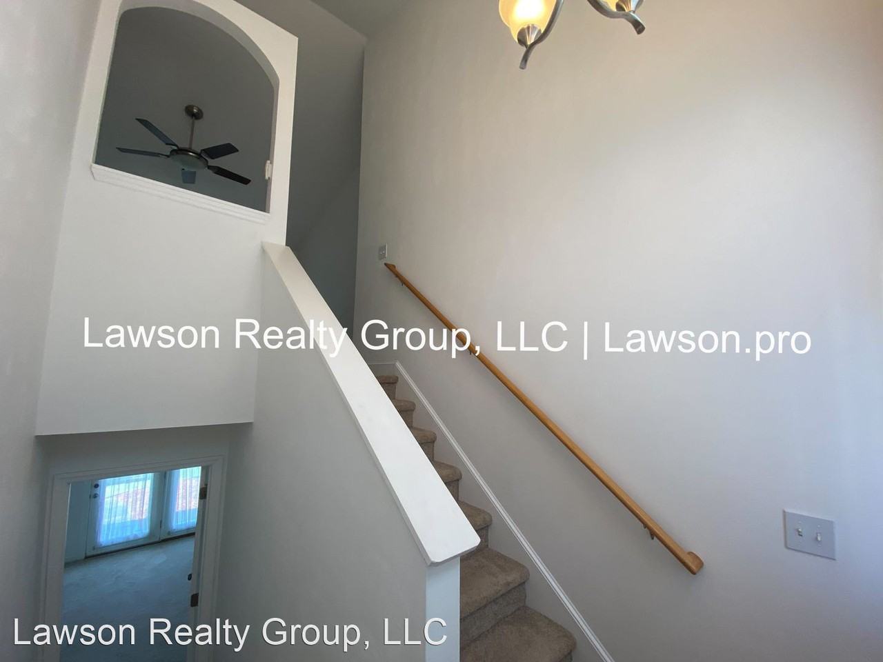 4827 Golfview Dr Ne - Photo 3 of 50