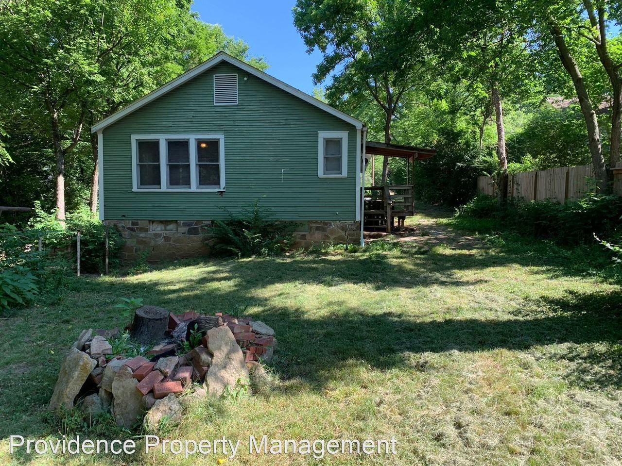 411 E Rebecca St - Photo 2 of 9