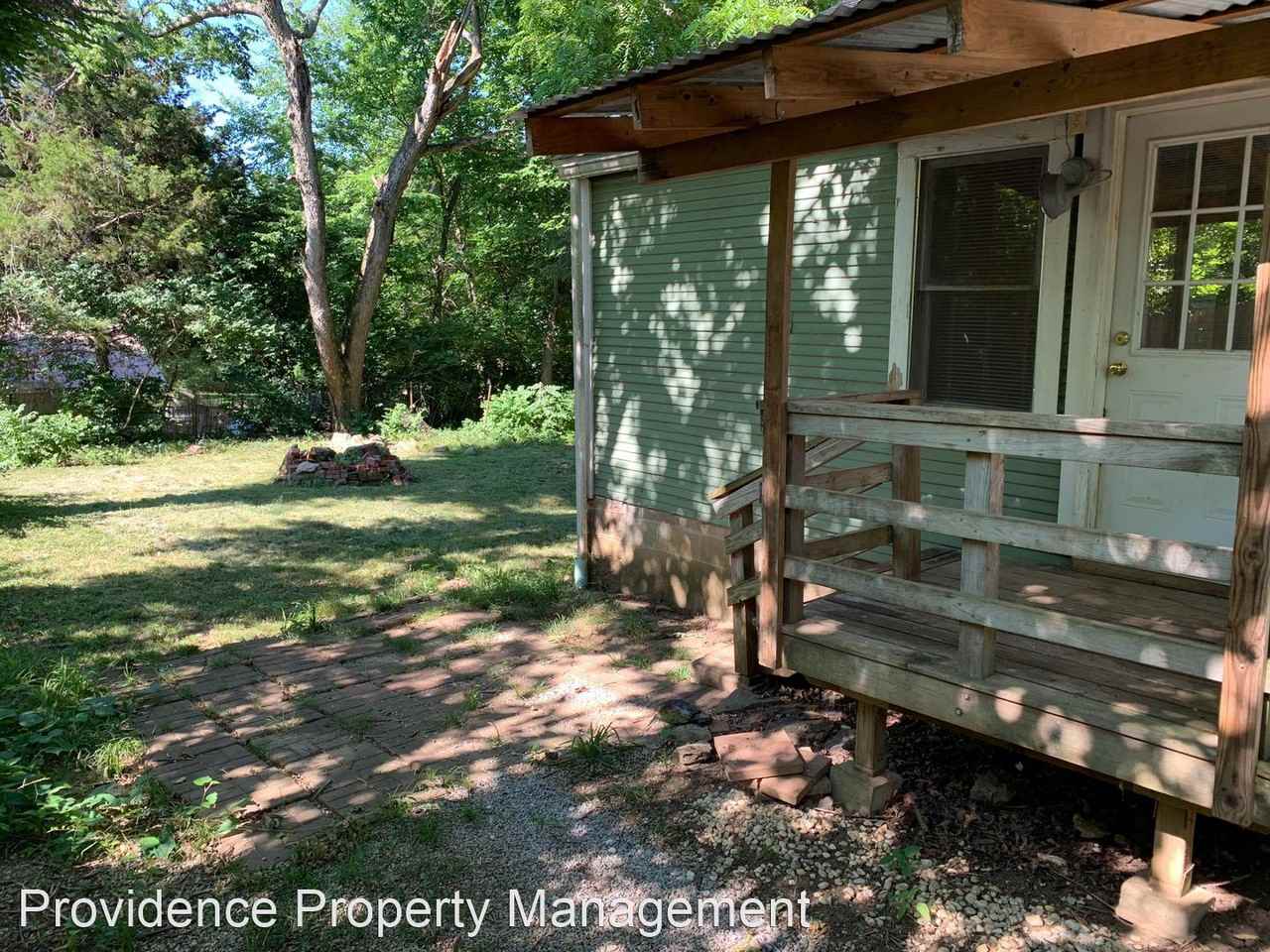 411 E Rebecca St - Photo 3 of 9