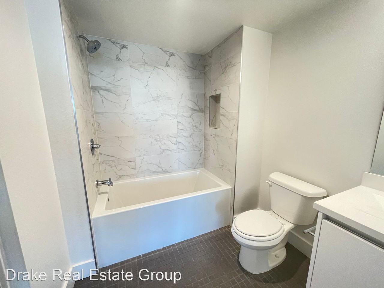 901 Vine Street - Photo 3 of 7