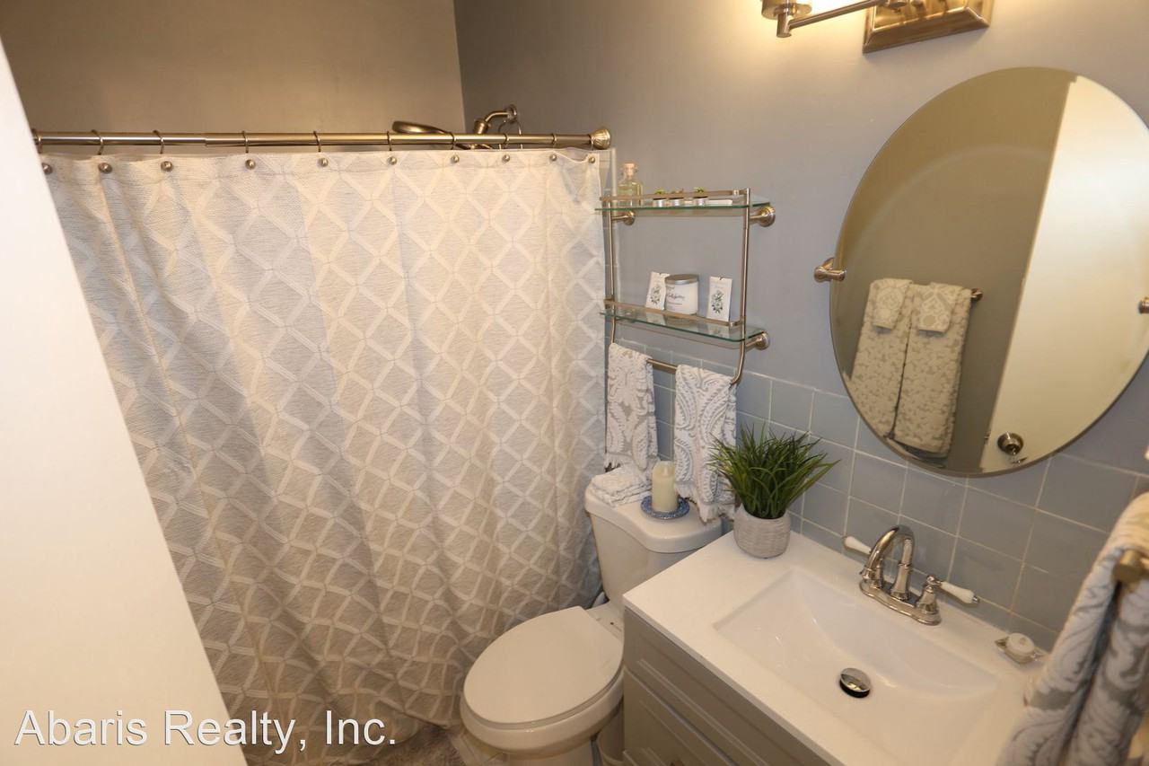 626 Azalea Dr - Photo 2 of 46