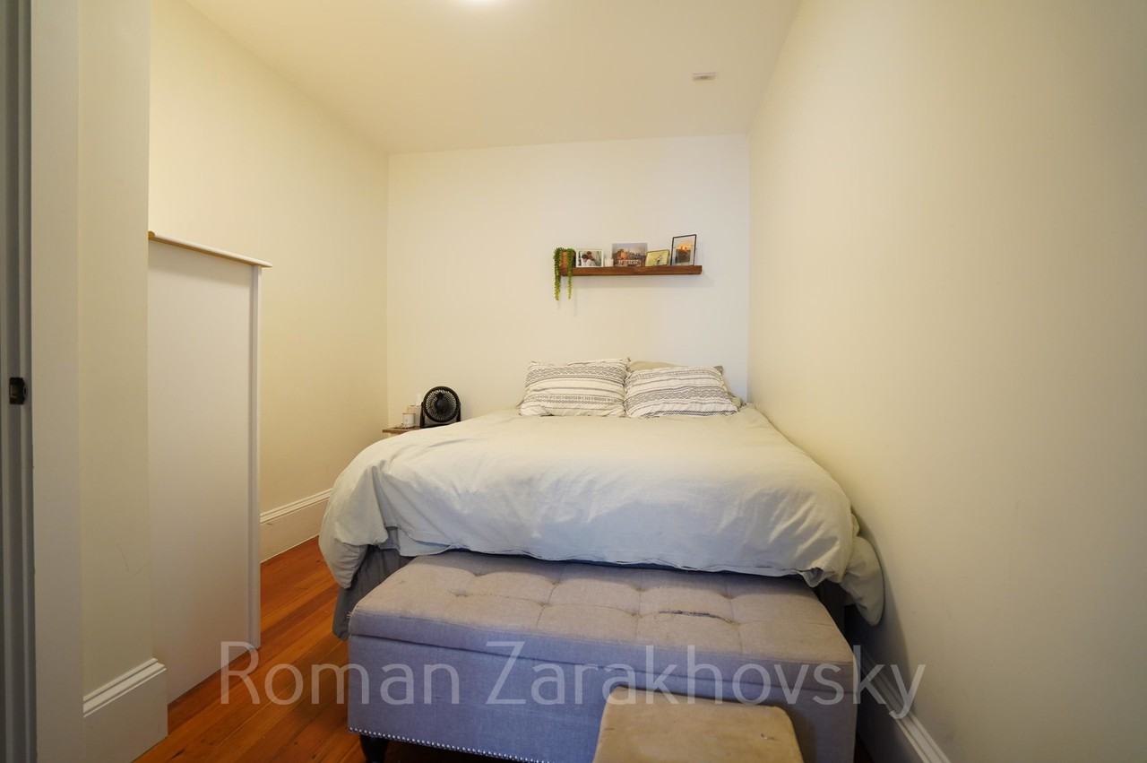 81 Harvard St #22A - Photo 5 of 19