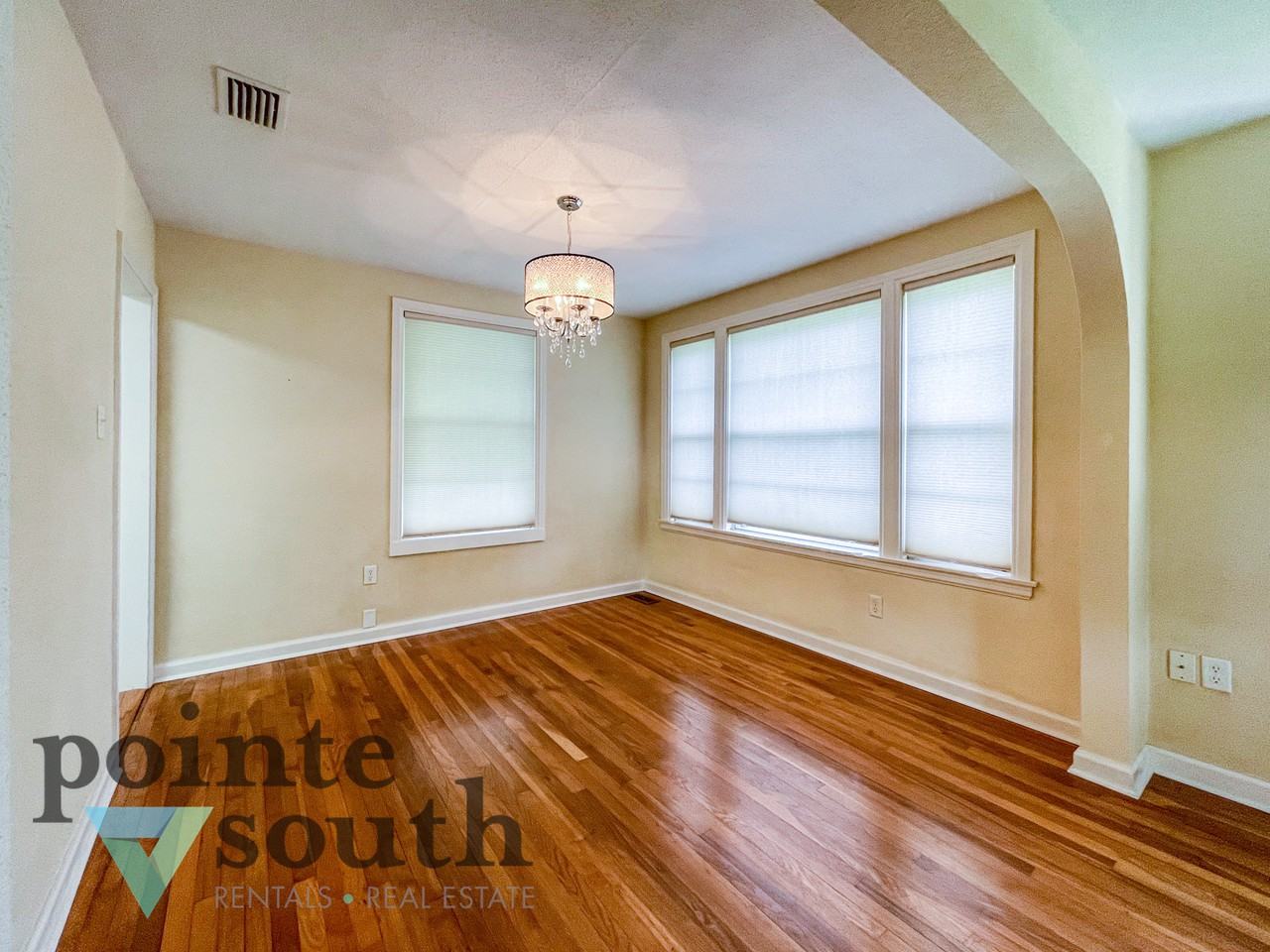 1221 E Hernandez St - Photo 2 of 11