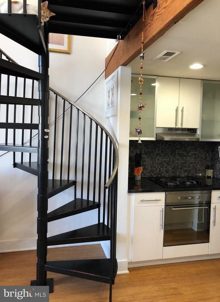 4334 Farragut St #C - Photo 3 of 26
