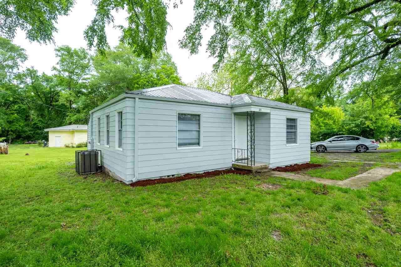 189 2nd St Se - Photo 2 of 26