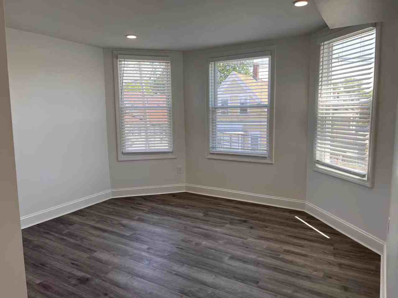 336 Lowell St #3 - Photo 4 of 10