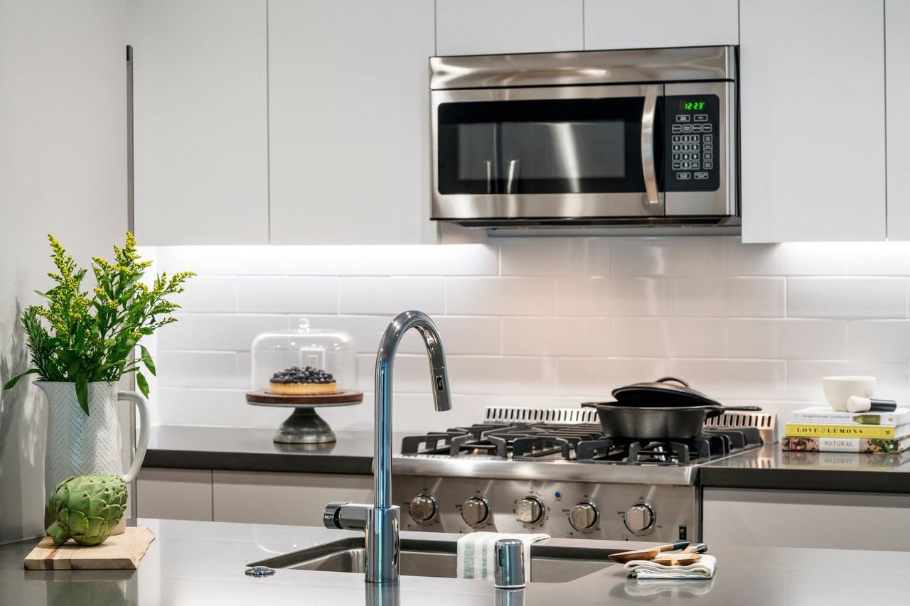 Sharon Green - Photo 3 of 50