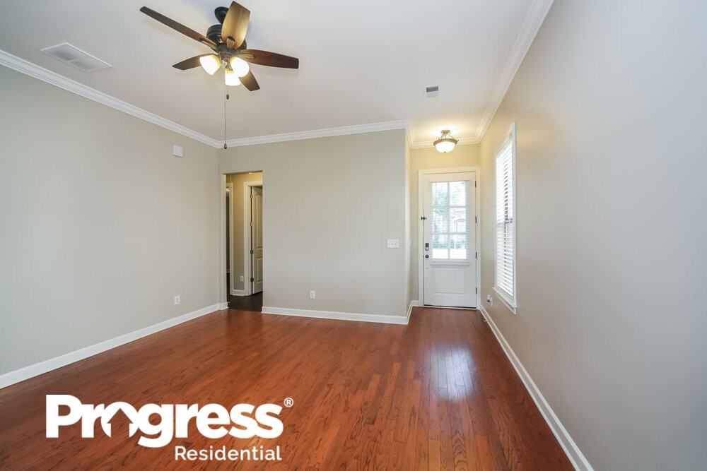 5311 Laurelfield Ln - Photo 3 of 21
