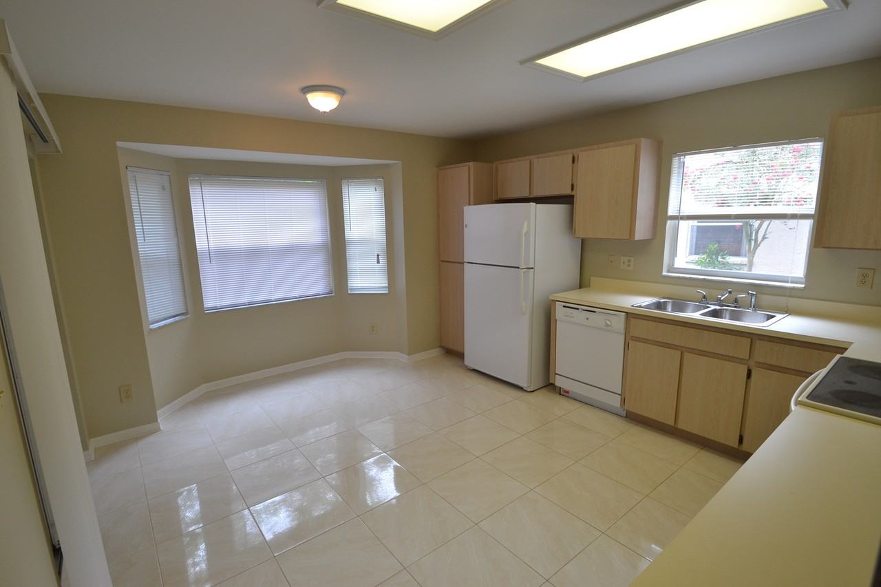 4630 Rowe Dr - Photo 2 of 5