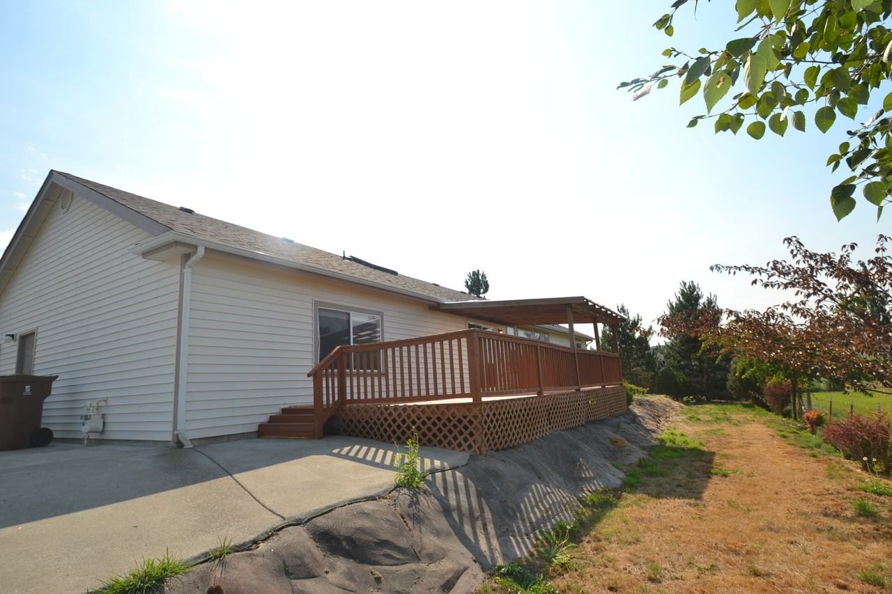 602 Johnson Ct SW - Photo 2 of 12