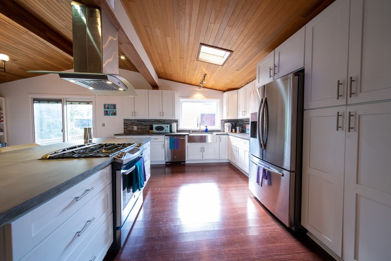 13613 Pleasant Ln #1 - Photo 6 of 40