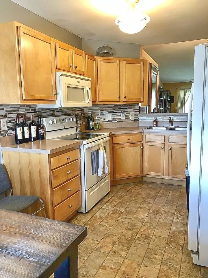 1318 Twin Spires Dr #303 - Photo 3 of 15