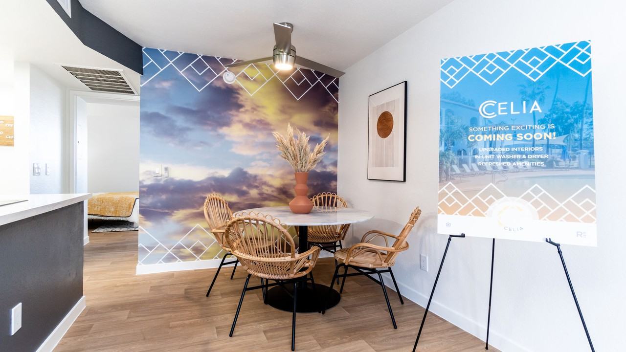 Celia - Photo 4 of 49