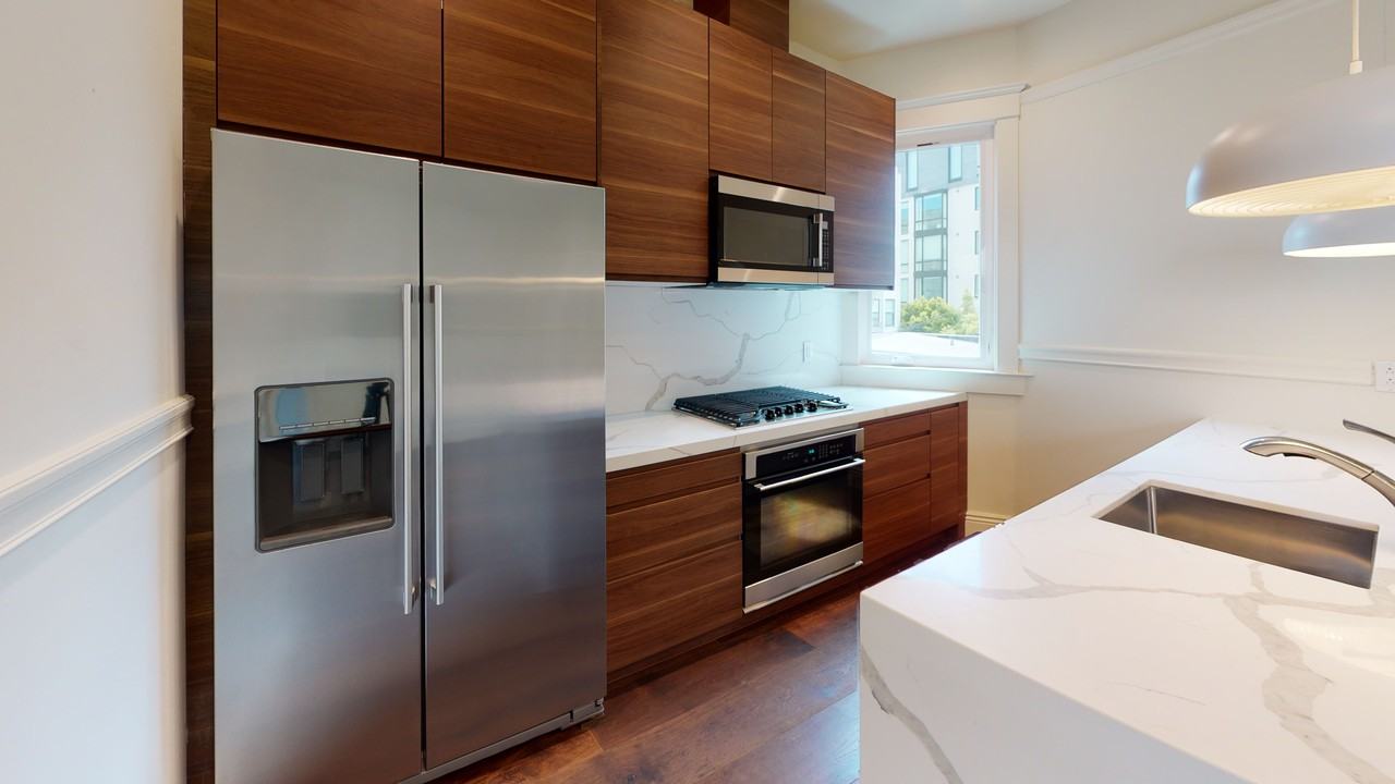 1637 Washington Street - Photo 2 of 19