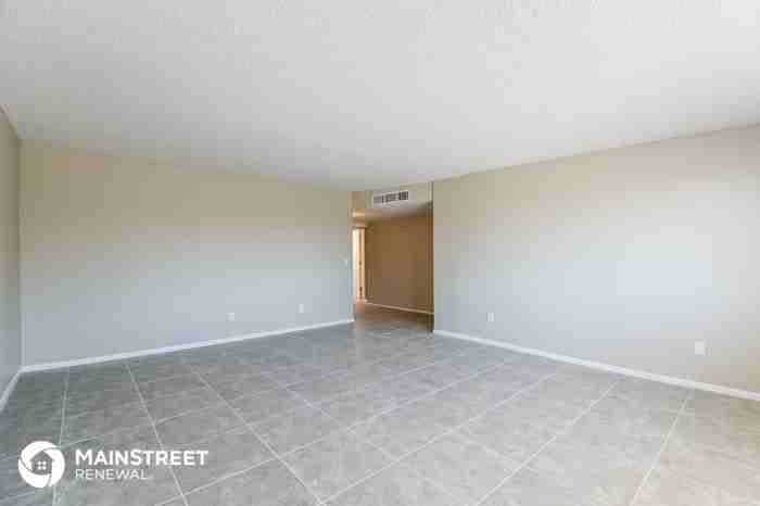 3081 W Vande Loo St - Photo 3 of 16