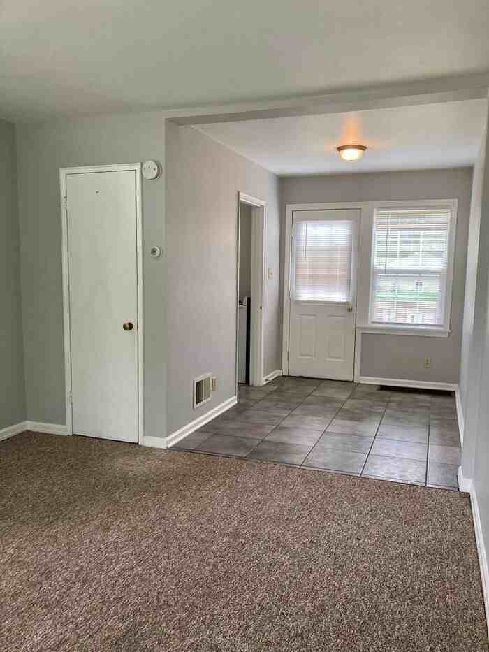 116 W Park Ave #0 - Photo 2 of 9