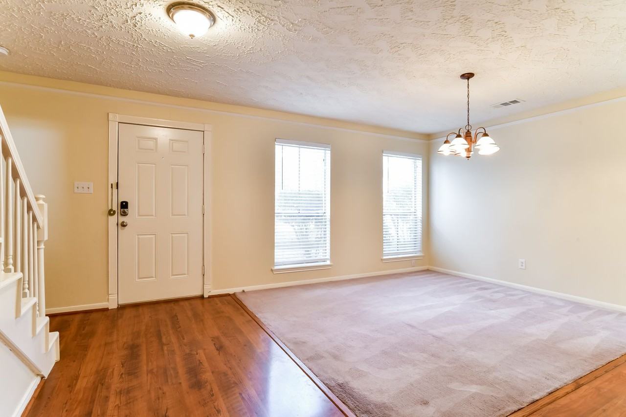 11715 Jaycreek Dr - Photo 2 of 21